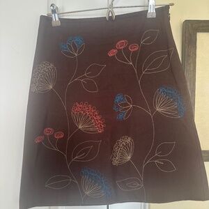 Boden embroidered A-line skirt size 2P